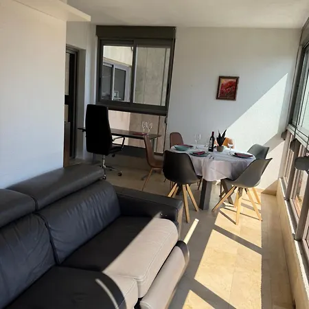 דירה Beautifull In *